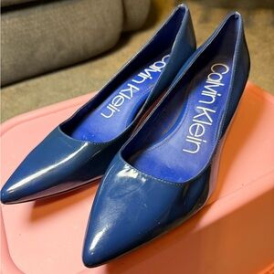 Calvin Klein Navy Blue Patent Leather Heels Size 8